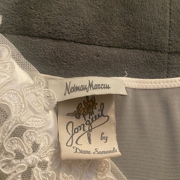 rare vintage Neiman Marcus Jonquil by Diane Samandi nightgown in medium - Picture 5 of 5